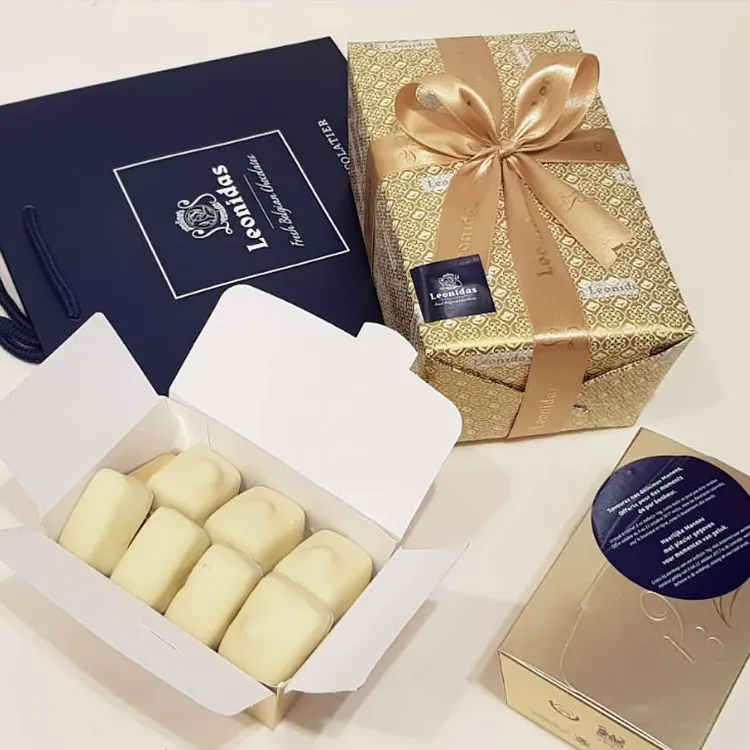 Boites de pralines au chocolat Leonidas
